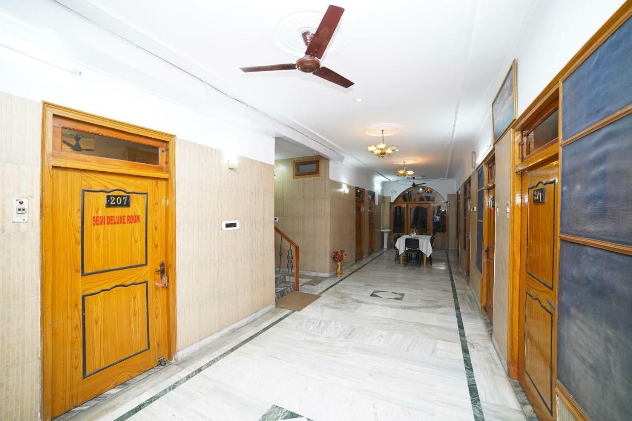 Oyo 39543 Hotel Kk Pantnagar Esterno foto