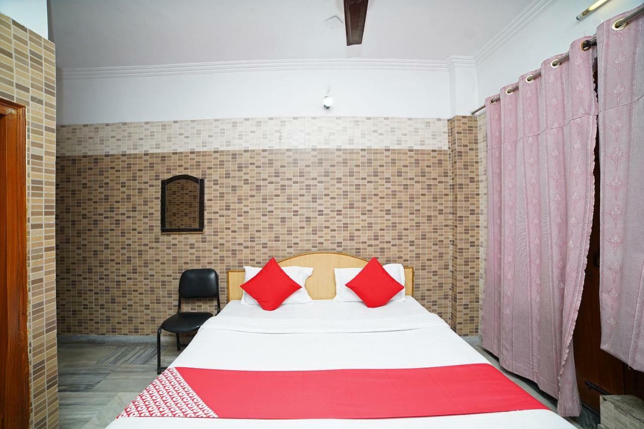 Oyo 39543 Hotel Kk Pantnagar Esterno foto