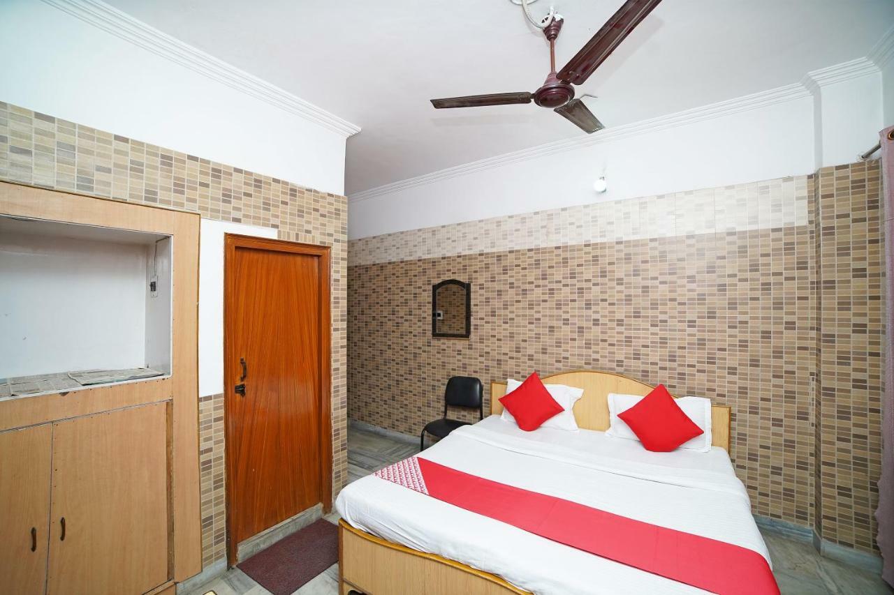 Oyo 39543 Hotel Kk Pantnagar Esterno foto