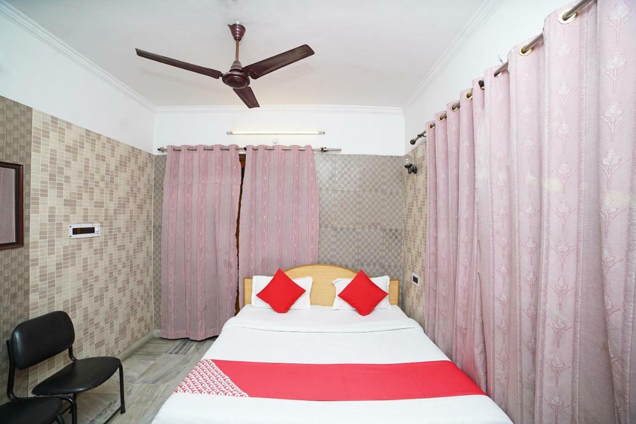 Oyo 39543 Hotel Kk Pantnagar Esterno foto