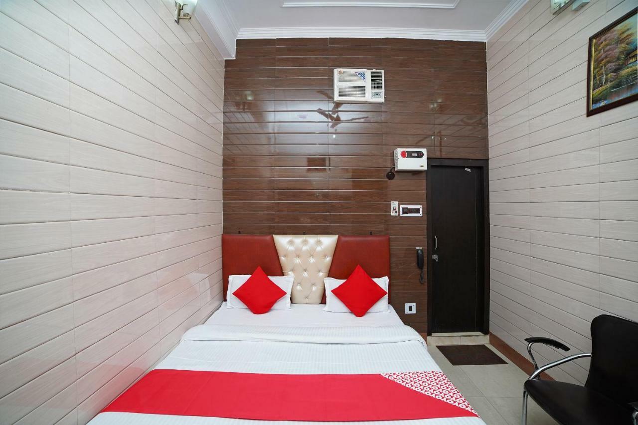 Oyo 39543 Hotel Kk Pantnagar Esterno foto