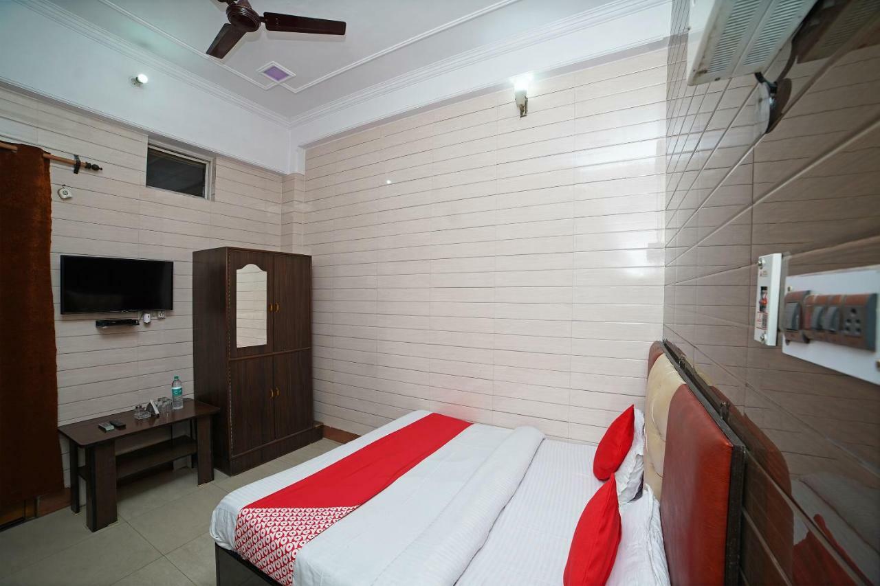 Oyo 39543 Hotel Kk Pantnagar Esterno foto
