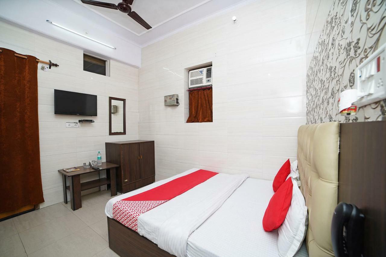 Oyo 39543 Hotel Kk Pantnagar Esterno foto